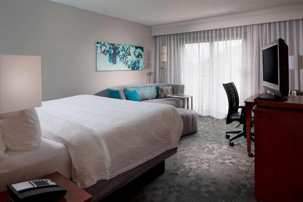 Sonesta Select Boca Raton Town Center image 6